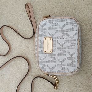 Michael Kors Beige MK Logo Jet Set Crossbody Small